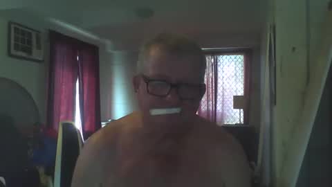 Snapshot of darwincock chatting on 12.24.24 darwincock online show from 12.24.24