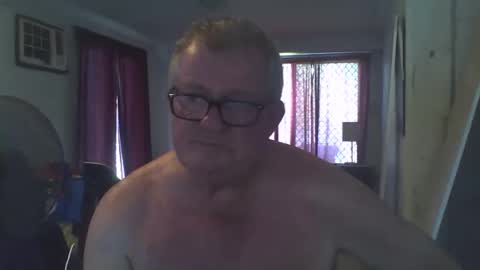 Snapshot of darwincock chatting on 01.12.25 darwincock online show from 01.12.25