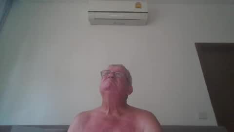 Snapshot of darwincock chatting on 03.29.26 darwincock online show from 03.29.26