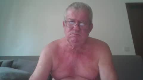 Snapshot of darwincock chatting on 04.01.26 darwincock online show from 04.01.26