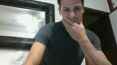 Snapshot of daryof chatting on 06.14.26 Daryo Franco online show from 06.14.26