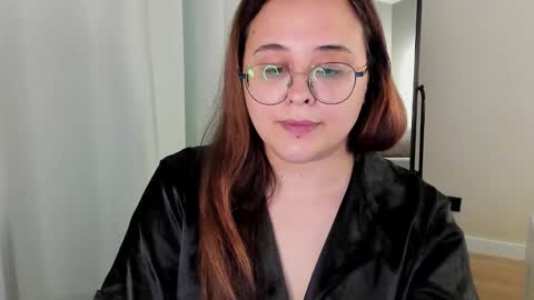 dashaprivet online show from 11.28.25