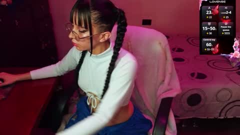 Marie Anne online show from 11.23.25