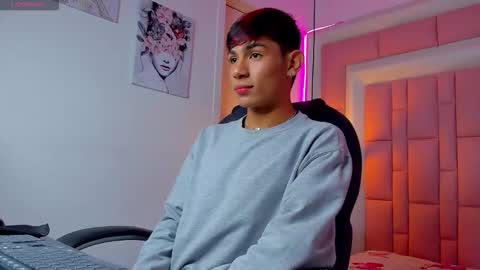 Snapshot of dav_nagel chatting on 12.19.25 angel online show from 12.19.25