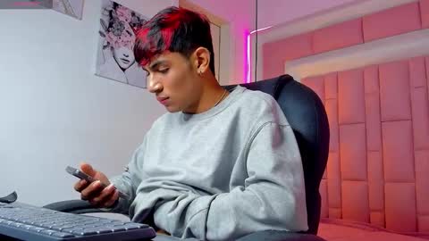 Snapshot of dav_nagel chatting on 12.23.25 angel online show from 12.23.25