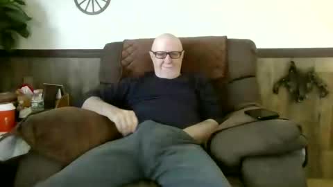 dave571960 online show from 04.24.26
