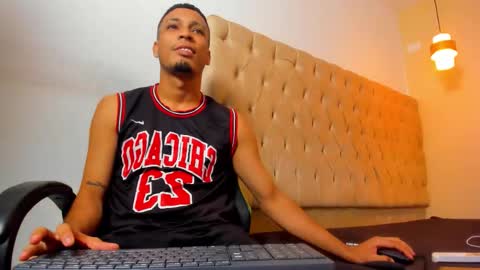 Snapshot of dave_skinnycum420 chatting on 10.18.25 dave online show from 10.18.25