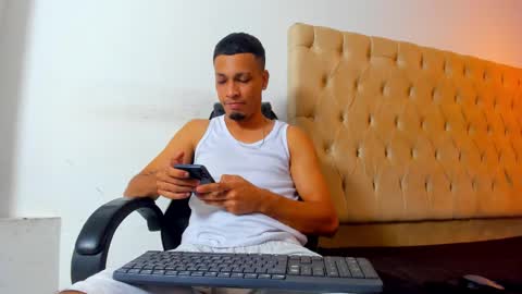 Snapshot of dave_skinnycum420 chatting on 10.19.25 dave online show from 10.19.25