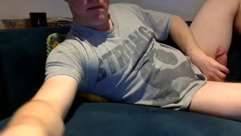 Snapshot of daveb709709709 chatting on 12.02.25 daveb709709709 online show from 12.02.25