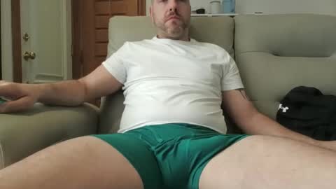 Snapshot of davecomplet chatting on 11.17.25 Dave online show from 11.17.25