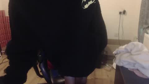 Snapshot of daver281197 chatting on 02.14.25 dave online show from 02.14.25