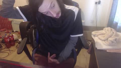 Snapshot of daver281197 chatting on 11.09.25 dave online show from 11.09.25