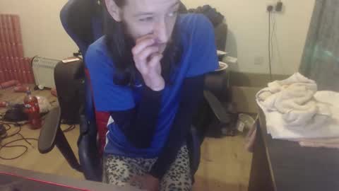 Snapshot of daver281197 chatting on 11.11.25 dave online show from 11.11.25