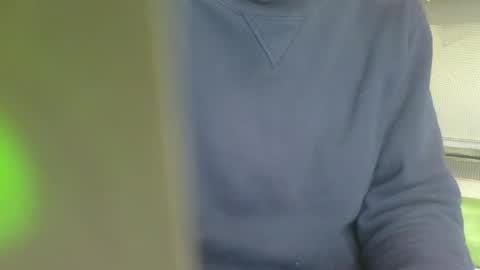 Snapshot of davesmth chatting on 12.01.25 Davesmth online show from 12.01.25