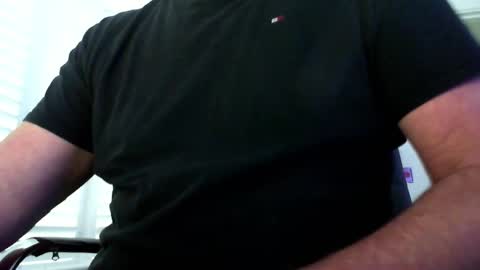 Snapshot of davesu12345 chatting on 12.04.25 davesu12345 online show from 12.04.25