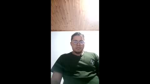 Snapshot of david495879 chatting on 12.15.25 alexander online show from 12.15.25