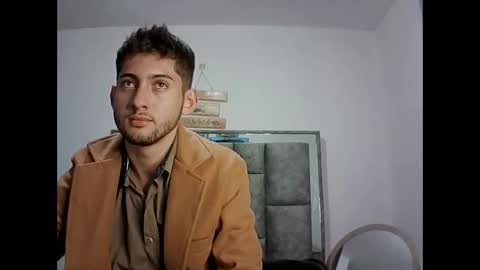 Snapshot of david_asturias chatting on 12.14.24 David Asturias online show from 12.14.24