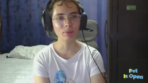 Snapshot of david_colombian chatting on 06.30.26 ProgrammerBoy online show from 06.30.26