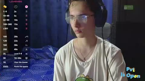 Snapshot of david_colombian chatting on 07.06.26 ProgrammerBoy online show from 07.06.26
