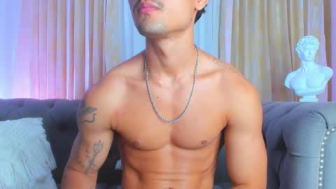 Snapshot of davidaponte017 chatting on 02.16.25 davidaponte online show from 02.16.25