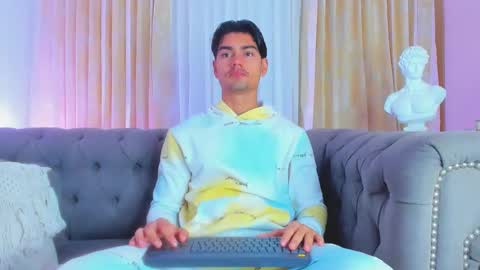 Snapshot of davidaponte017 chatting on 02.16.25 davidaponte online show from 02.16.25