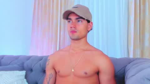 Snapshot of davidaponte017 chatting on 03.05.25 davidaponte online show from 03.05.25