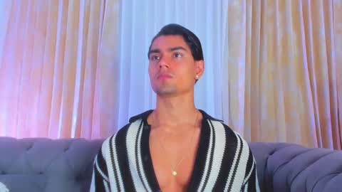 Snapshot of davidaponte017 chatting on 03.07.25 davidaponte online show from 03.07.25