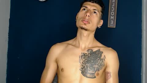 David Galvis - independent model online show from 12.06.24