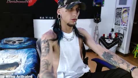   online show from 10.01.25