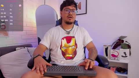 Snapshot of daviidevans chatting on 01.11.26 David Evans online show from 01.11.26