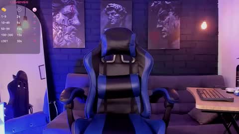 Snapshot of daviidevans chatting on 02.11.26 David Evans online show from 02.11.26