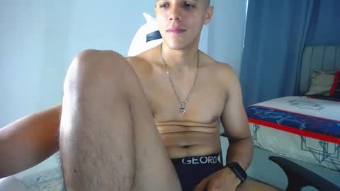 Snapshot of davisito7 chatting on 11.23.25 David Angel online show from 11.23.25