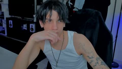 davis online show from 04.22.26