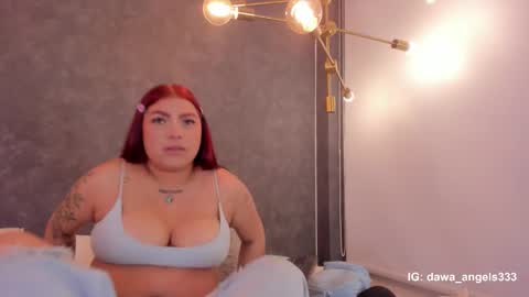 Snapshot of dawa_angels chatting on 11.12.25 DAWA ANGELS online show from 11.12.25