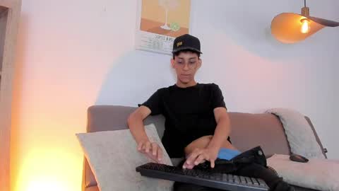 Dax online show from 04.24.26