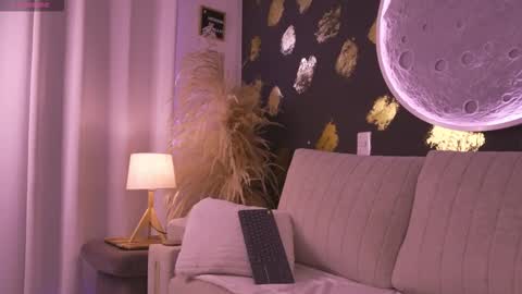 Day Wilkinht online show from 03.26.26