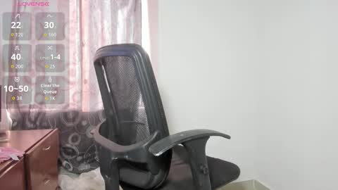 Dayan foxx online show from 02.14.26