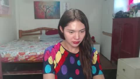 Snapshot of dayanasangre chatting on 11.10.25 Dayana Cristal online show from 11.10.25