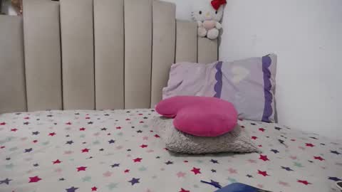 instagram  catherin dayana reina online show from 03.05.26