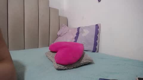 instagram  catherin dayana reina online show from 03.30.26