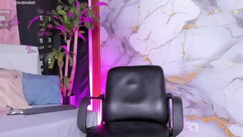 Snapshot of daye_sky chatting on 04.10.26 Daye sky online show from 04.10.26