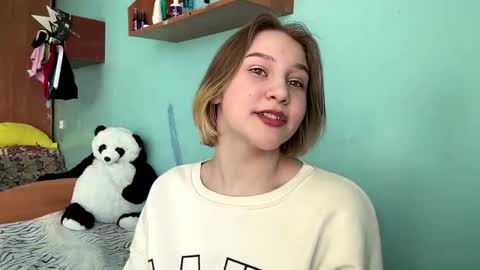 Snapshot of daylebellman chatting on 03.26.26 May online show from 03.26.26