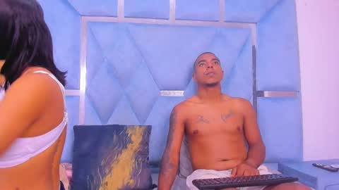 Snapshot of daylesandharry chatting on 10.19.25 daylesandharry online show from 10.19.25