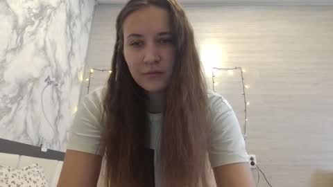 Snapshot of daylightmuse chatting on 09.15.25 daylightmuse online show from 09.15.25