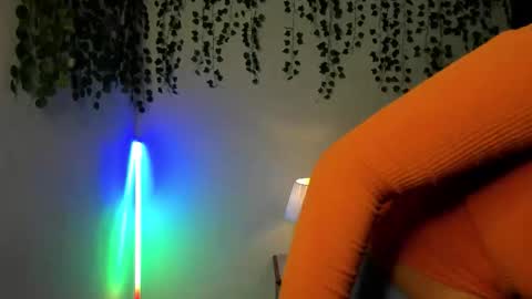 Snapshot of dayna_sunset chatting on 10.16.25 dayna_sunset online show from 10.16.25
