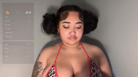 Snapshot of dayqueen1 chatting on 02.10.26 dayqueen1 online show from 02.10.26