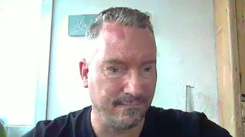 Snapshot of daytrader77 chatting on 05.17.26 daytrader77 online show from 05.17.26