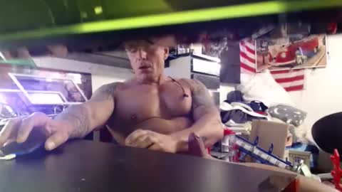 Snapshot of daywalker2013 chatting on 11.19.25 Millenium online show from 11.19.25