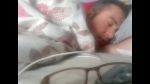 Snapshot of dazzill chatting on 02.02.25 Dazzill online show from 02.02.25