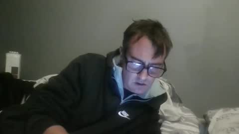 Snapshot of dazzill chatting on 09.24.25 Dazzill online show from 09.24.25